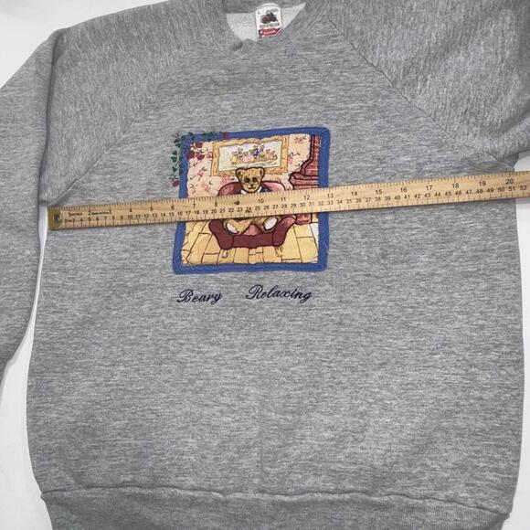Vintage Fruit of The Loom Beary Relaxing Cottagecore 90s Y2K Granny Sweatshirt L - Picture 15 of 15